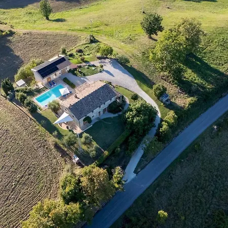 Casale La Cascina 8, Emma Villa *