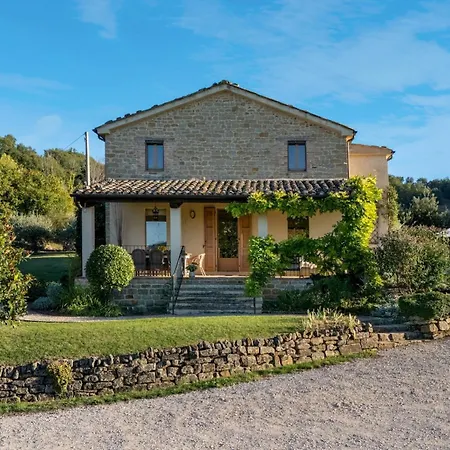 Casale La Cascina 8, Emma Villa